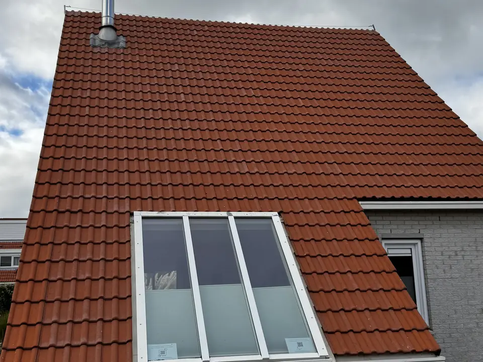Hetzelfde dak schoon en helder
